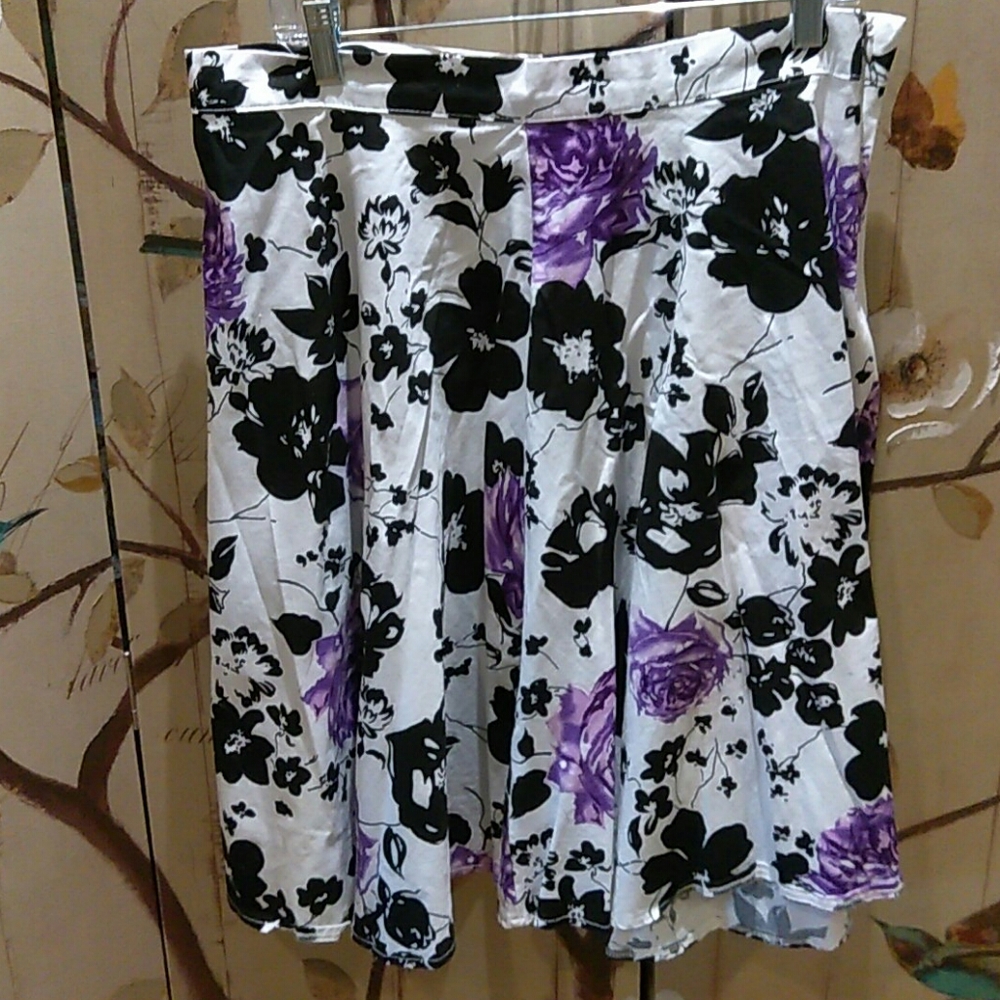 Skirt Size 2XL